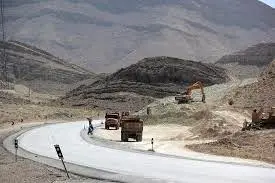 
آماده سازی جاده های جنوب فارس برای ایام نوروز
