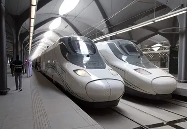 It’s Not Plain Who Runs the Train in Spain