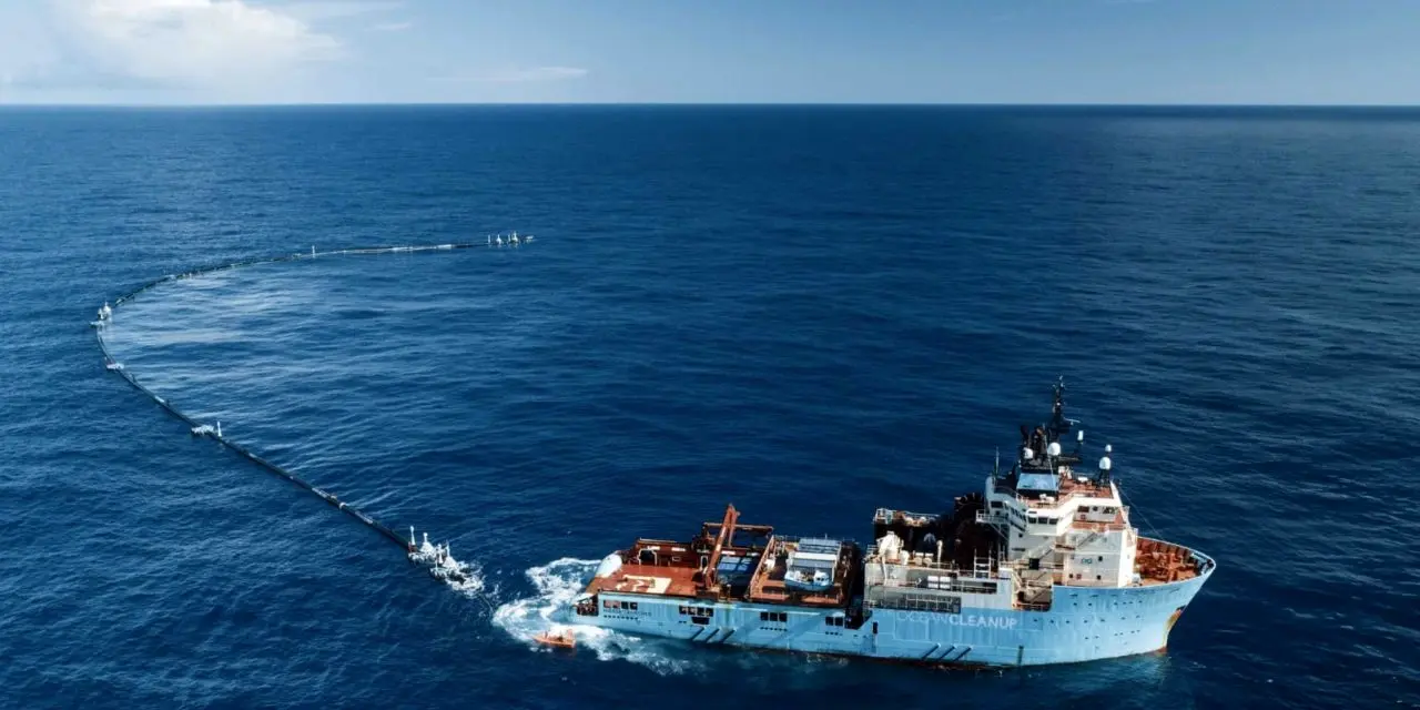 The Ocean Cleanup arrives at Great Pacific Garbage Patch