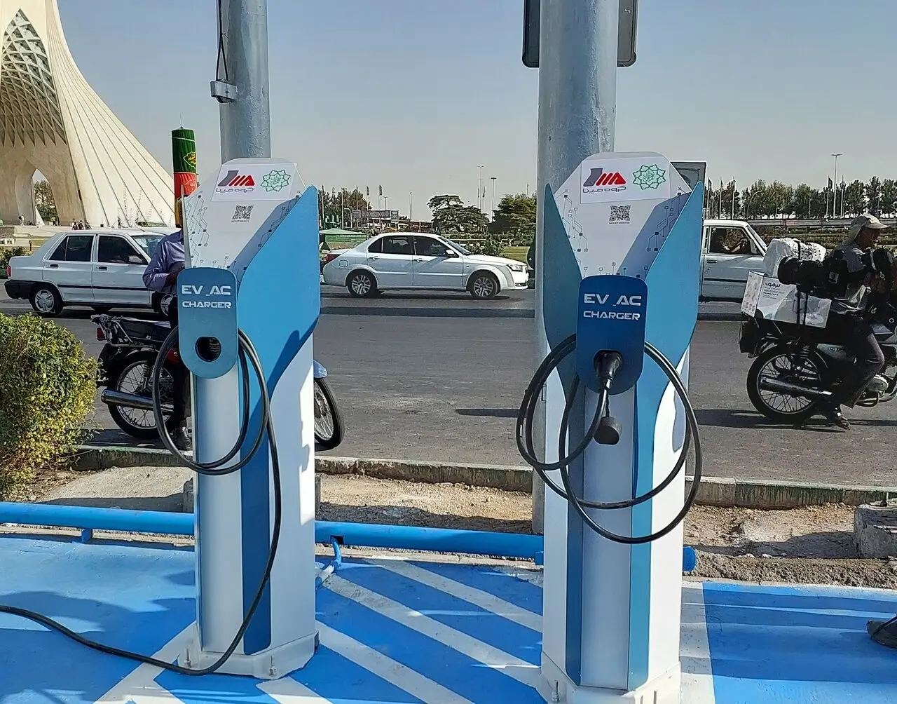 احداث ایستگاه‌ های شارژ خودروهای برقی در ۸ نقطه تهران