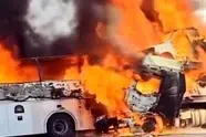 فیلم | برخورد تانکر حامل سوخت با تریلی و اتوبوس در جاده های فارس