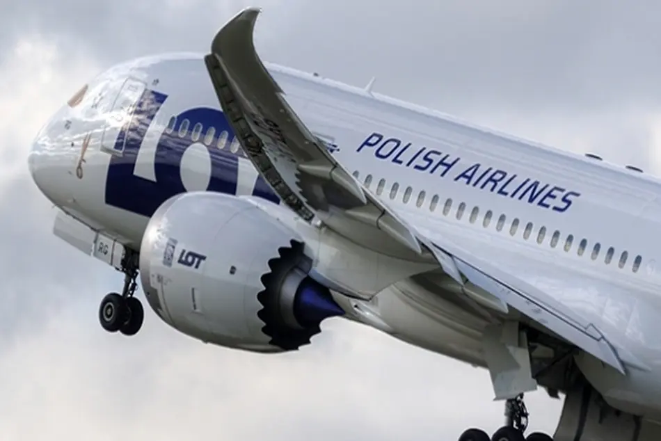 LOT Polish Airlines to launch Singapore services in 2018