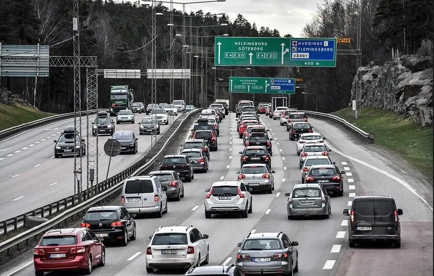 حذف خودروهای بنزینی و دیزل از بازار سوئد تا سال 2030