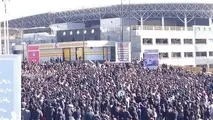 تجمع اعتراضی دانشجویان علوم‌وتحقیقات مقابل دانشگاه