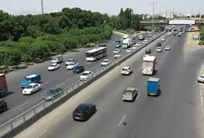 وضعیت ترافیک جاده های اصلی؛ سنگینی تردد در جاده چالوس، هراز و آزادراه تهران-شمال