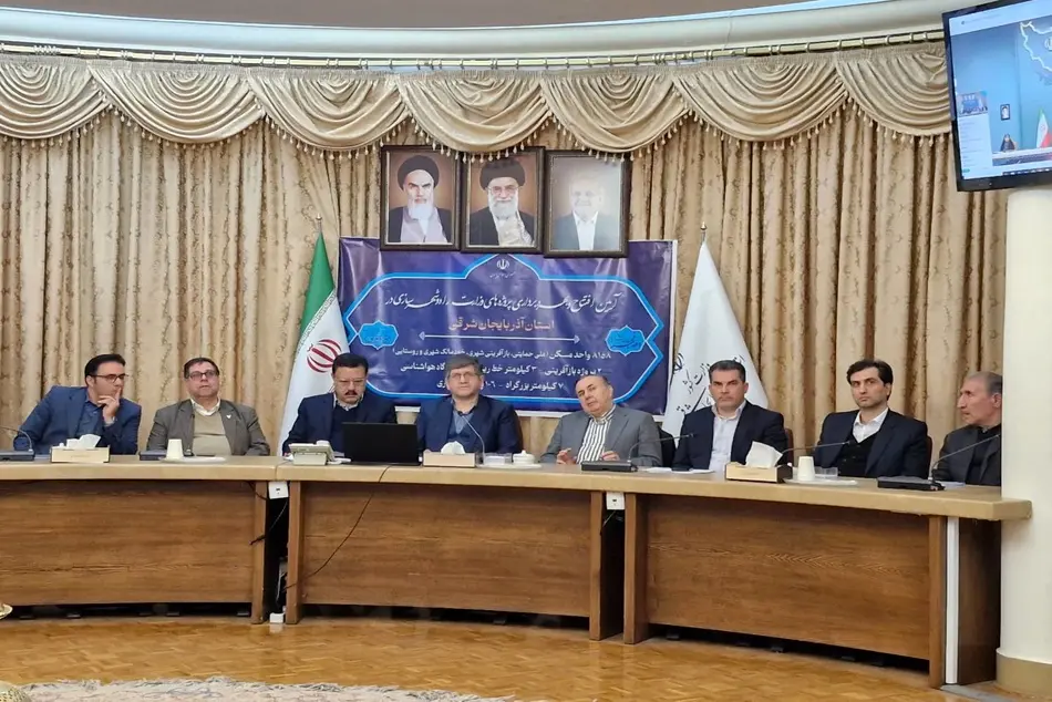 بهره برداری از ۳ کیلومتر خط ریلی آذربایجان شرقی 