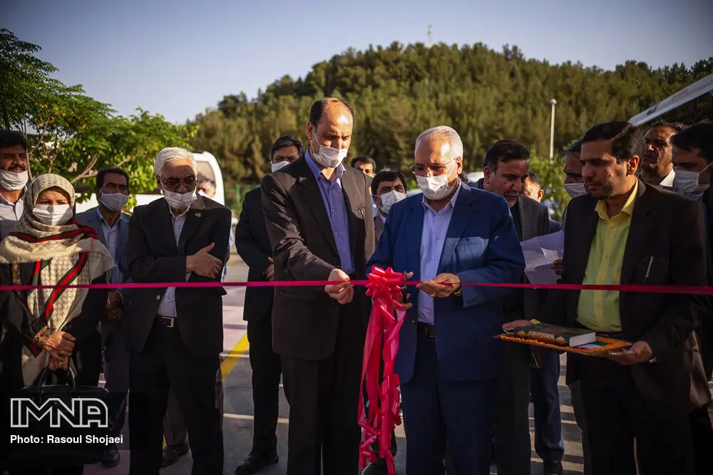 
بهره برداری از 25 میلیارد ریال پروژه سازمان پایانه های شهرداری اصفهان