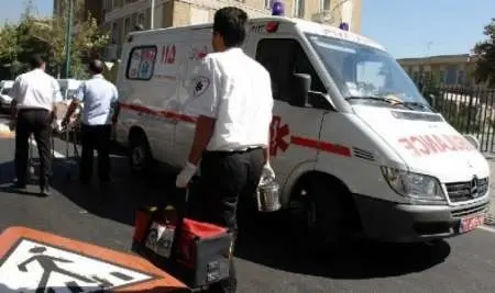تصادف 2 دستگاه خودروی سواری در محور تهران- اسلامشهر 3 مصدوم داشت