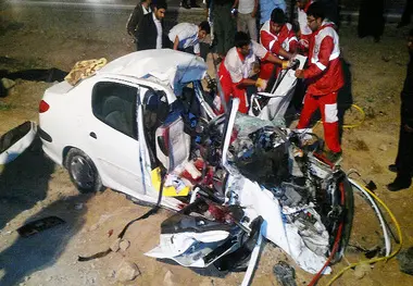 مرگ چهار نفر بر اثر سقوط خودرو به دره‌ای در رودبار