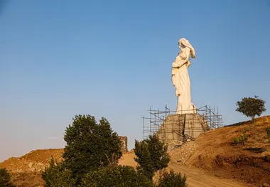 تصاویر مجسمه مقاومت سنندج 