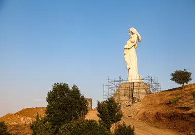 تصاویر مجسمه مقاومت سنندج 