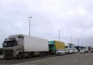  افزایش ظرفیت تردد کامیون‌ در مرز بازرگان 