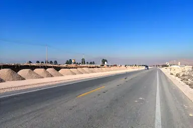 عملیات تعریض و بهسازی قطعه نخست جاده تازیان بندرعباس آغاز شد