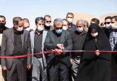 افتتاح سیستم آبیاری نوین در ۲۲۰ هکتار از مزارع یونجه شهرستان آوج
