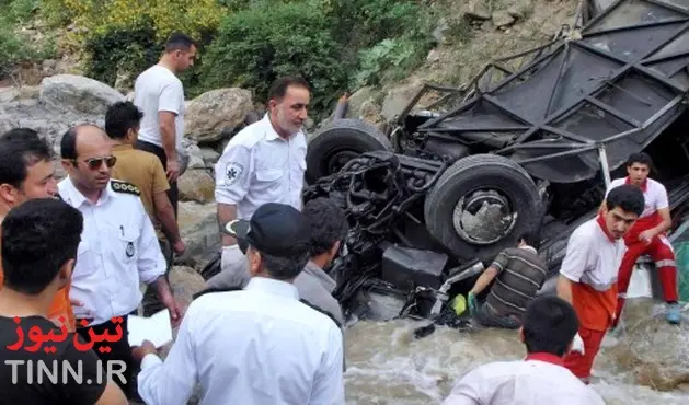 تصادف در جاده خمین - اراک یک کشته بر جا گذاشت