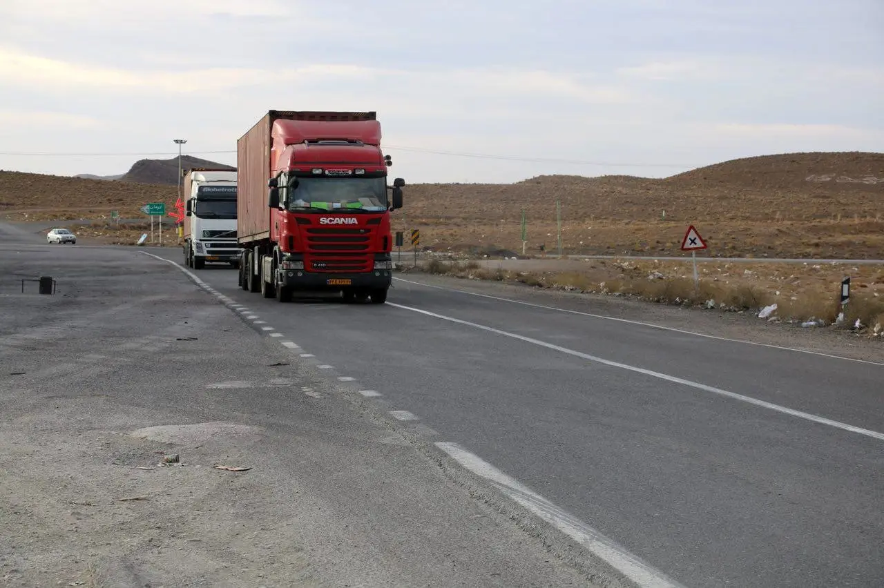 بخشنامه محدودیت حمل بار و کاهش رغبت سرمایه‌گذاری در ناوگان جاده‌ای