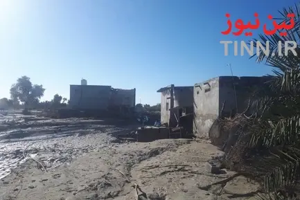 بازدید وزیر راه و شهرسازی از مناطق سیل‌زده شهرستان جاسک