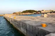 تأمین اعتبار برای تعمیر موج شکن بندر کری و پیگیری تکمیل اسکله دلوار