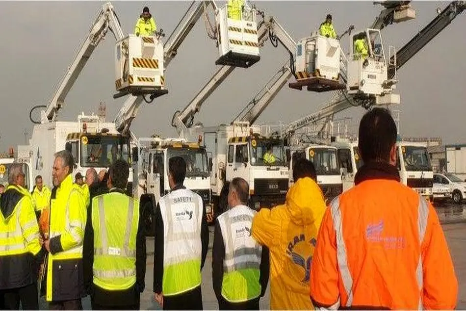 مانور عملیات زمستانی در فرودگاه مهرآباد