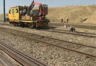 واگذاری راه‌اندازی قطار اراک و شازند تهران به شهرداری‌ها ‌کار را سخت می‌کند