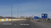 انتقاد یک راننده از نحوه جریمه کامیون‌ها در عوارضی ساوه همدان