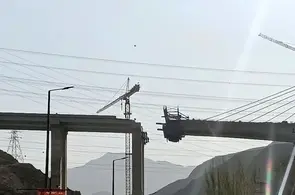 حمله به کنارگذر شمالی کرج ؛ بلندترین پل خاورمیانه / مسیر موقتا مسدود است