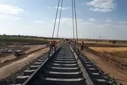 دستور ویژه دولت برای تکمیل راه‌ آهن مهران به کربلا