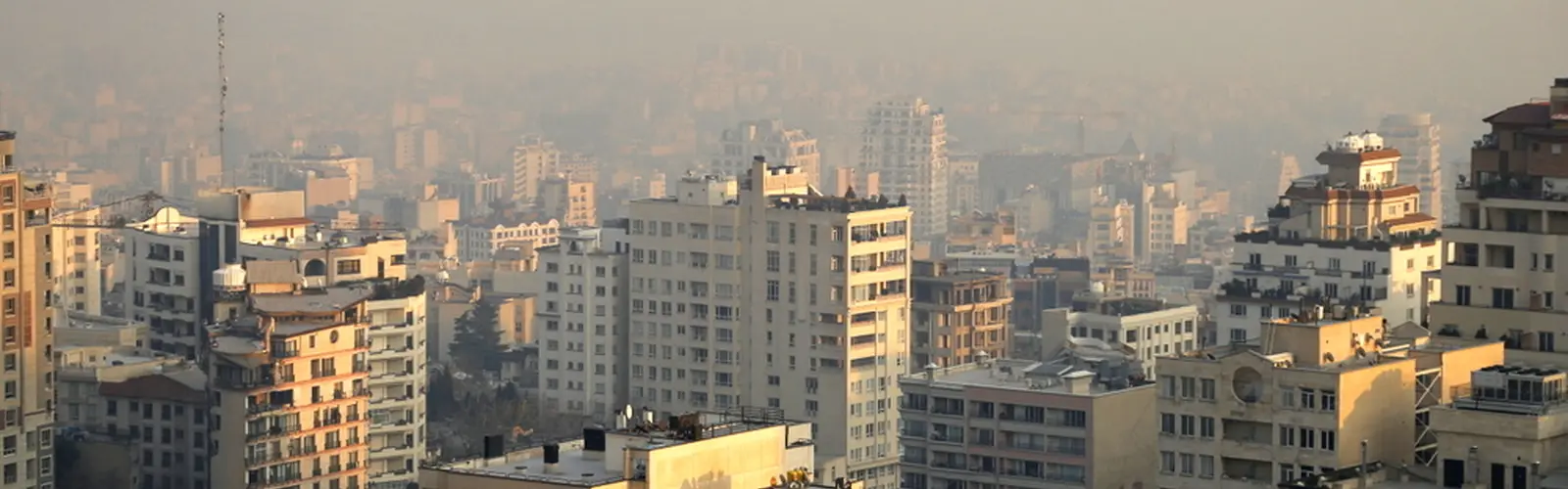 مجموعه‌ ای از عوامل پنهان در پشت پرده معضل آلودگی هوای تهران/ افزایش قیمت بنزین چه تاثیری دارد؟