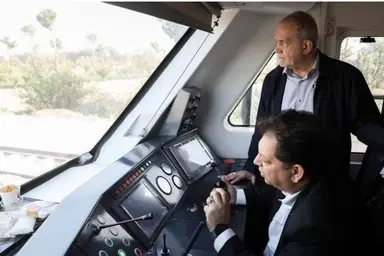 قطار حومه ای؛ راه نجات از ترافیک و مصرف سوخت