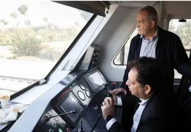 قطار حومه ای؛ راه نجات از ترافیک و مصرف سوخت