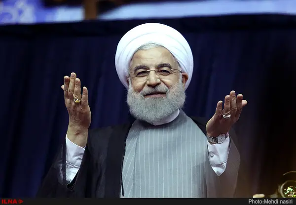 رئیس‌جمهور صحن علنی مجلس را ترک کرد/ روحانی دفاع پایانی از کابینه را بر عهده جهانگیری گذاشت