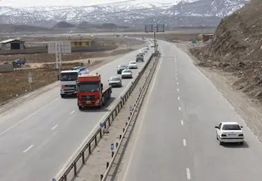 کاهش ۳۸ درصدی تردد در جاده‌های استان همدان 