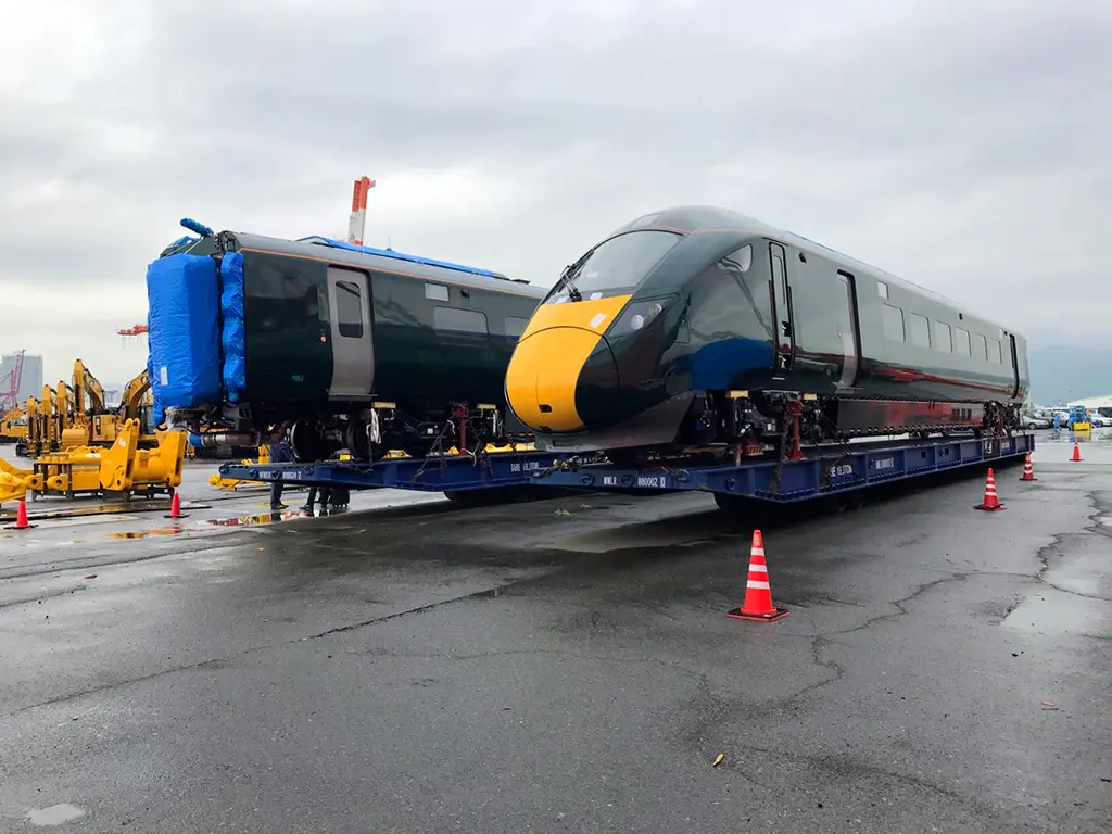 Hitachi trainset for Devon and Cornwall sets sail from Japan