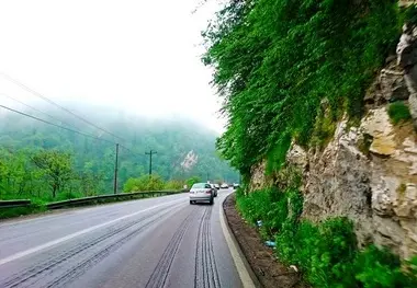 خلاصی جاده های شمالی از ترافیک / ترافیک روان در آزادراه تهران - شمال و جاده چالوس