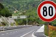 10 راهکار برای رهایی از عادت بد رانندگی با سرعت بالا