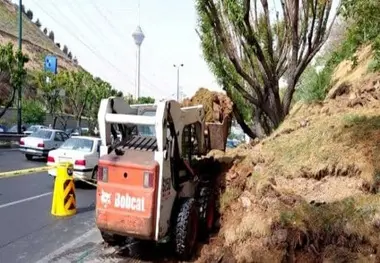 جزئیاتی از رانش زمین در بزرگراه همت 