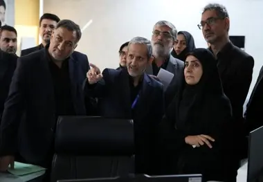 بازدید وزیر راه و شهرسازی از فرودگاه شهید هاشمی نژاد مشهد 