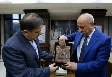 جزئیات نشست وزیر راه و شهرسازی کشورمان با وزیر حمل‌ونقل عراق