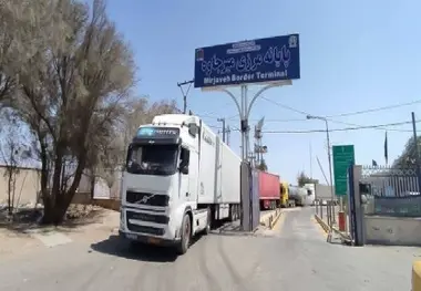 بازدید مدیرکل  دفتر امور فنی و مهندسی ساختمان سازمان راهداری و حمل و نقل جاده ای از زیرساخت های پایانه مرزی میرجاوه