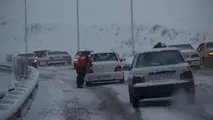 رهاسازی ۹۴۵ خودرو از برف