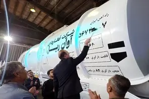 فیلم| واگن‌ های حمل بنزین ساخت ایران /آغاز فاز دوم ساخت واگن تخصصی حمل بنزین در کشور