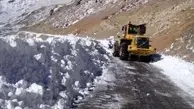 راه ارتباطی ۵۰ روستای الیگودرز براثر ریزش کوه مسدود شد