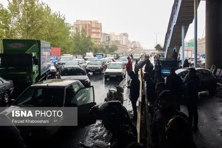 برخی اعتراضات امروز در پی گرانی و سهمیه‌بندی بنزین