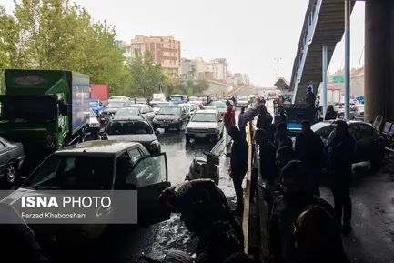برخی اعتراضات امروز در پی گرانی و سهمیه‌بندی بنزین