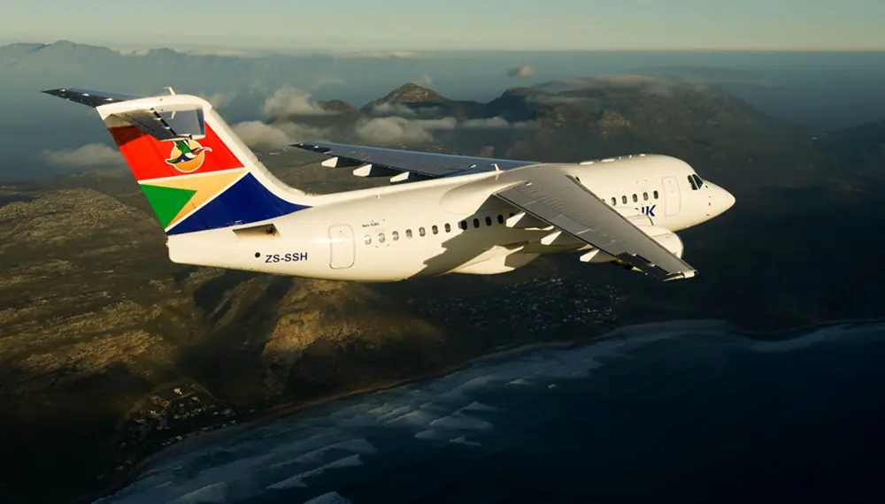 South African Airlink Flight Makes Emergency Landing