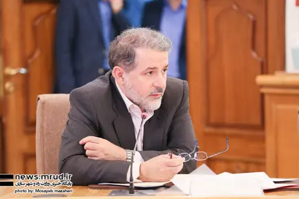 نشست مشترک وزیر راه و شهرسازی جمهوری اسلامی ایران و وزیر حمل و نقل کشور عراق