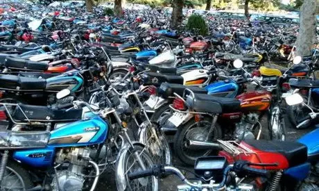 هشدار وزارت بهداشت درباره شماره‌گذاری ۱۲هزار موتورسیکلت کاربراتوری
