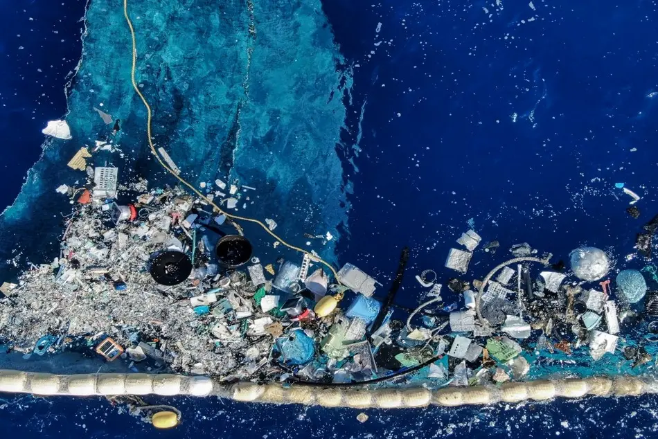 Ocean Cleanup Tweaks, Redeploys Plastics Collecting System