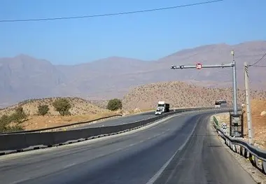 تردد روان در محورهای چالوس، هراز و فیروزکوه و آزادراه تهران - شمال
