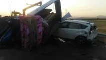 تصادف زنجیره‌ای بیش‌از ۵٠ دستگاه خودرو در اتوبان کرج - قزوین 